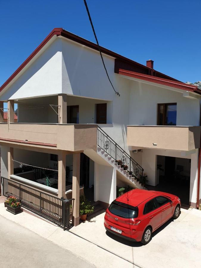 Vito Apartment สตารีกราด-ปาเคลนีซา ภายนอก รูปภาพ